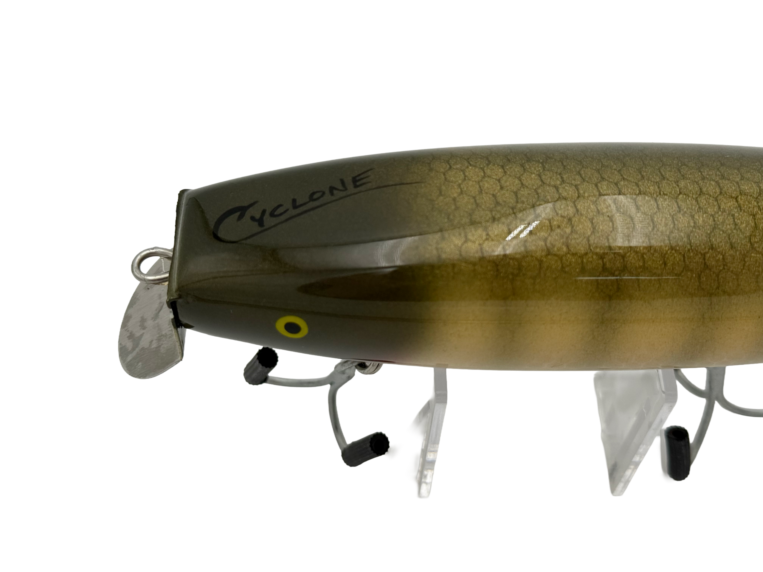 Cyclone Premium Hand-Crafted Fishing Lure Tackle 6-5/8″ (Made in USA; Unused) Cyclone Premium Hand-Crafted Fishing Lure Tackle 6-5/8″ (Made in USA; Unused)